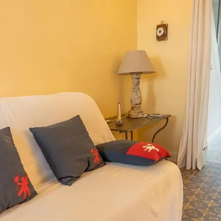Сasa de vacaciones Les Volets Rouges Maison De Pecheur Avec Exterieur *